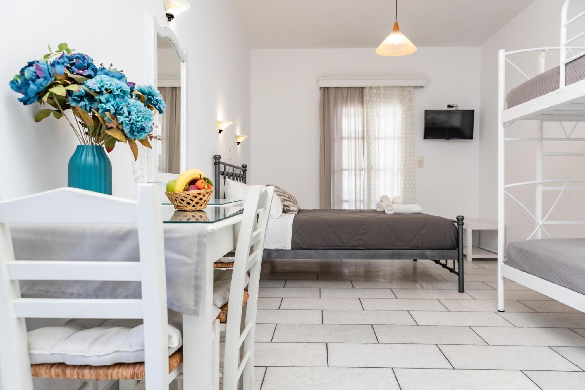 Depis Studios & Apartments Naxos City Eksteriør bilde