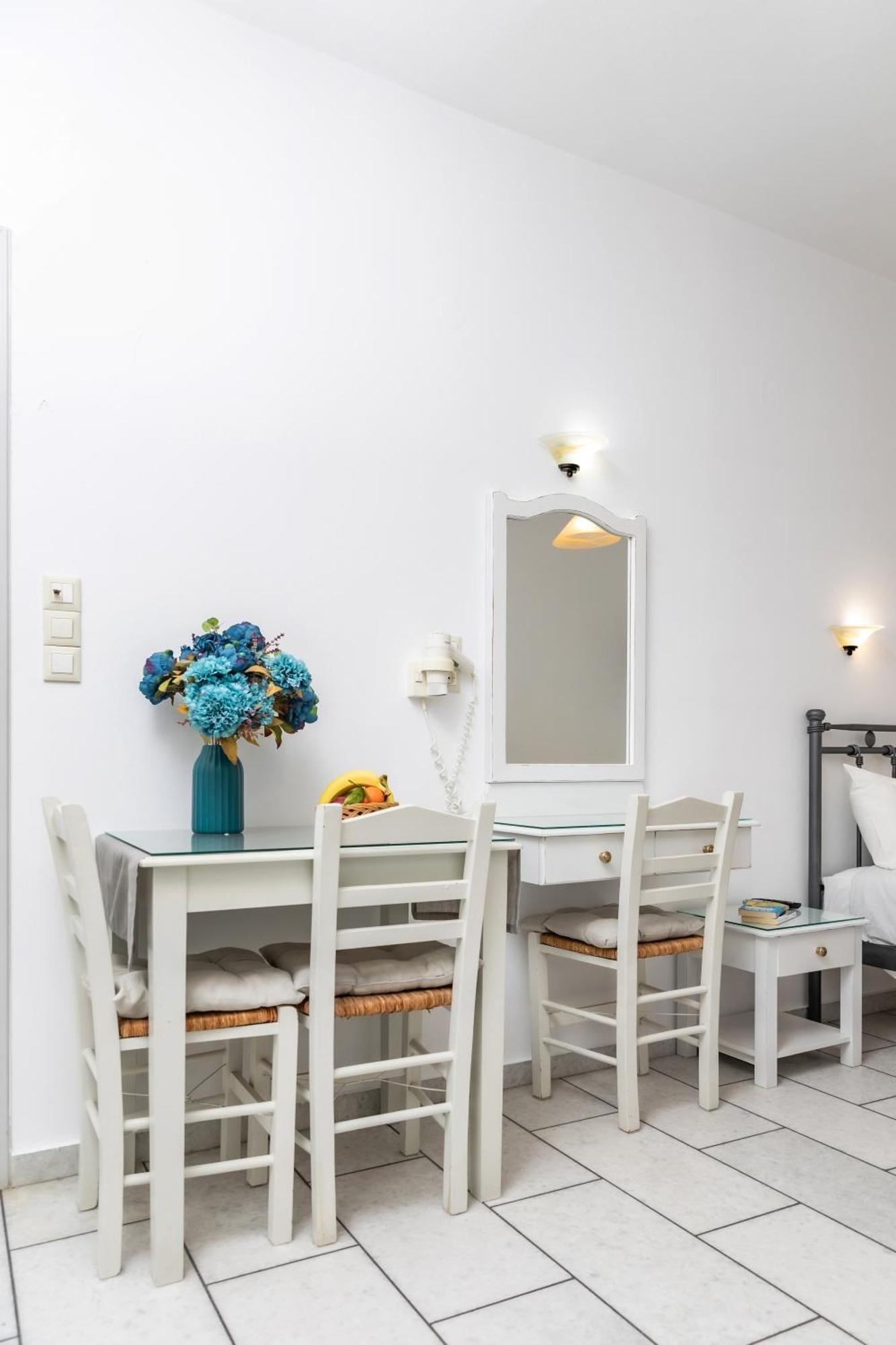 Depis Studios & Apartments Naxos City Eksteriør bilde