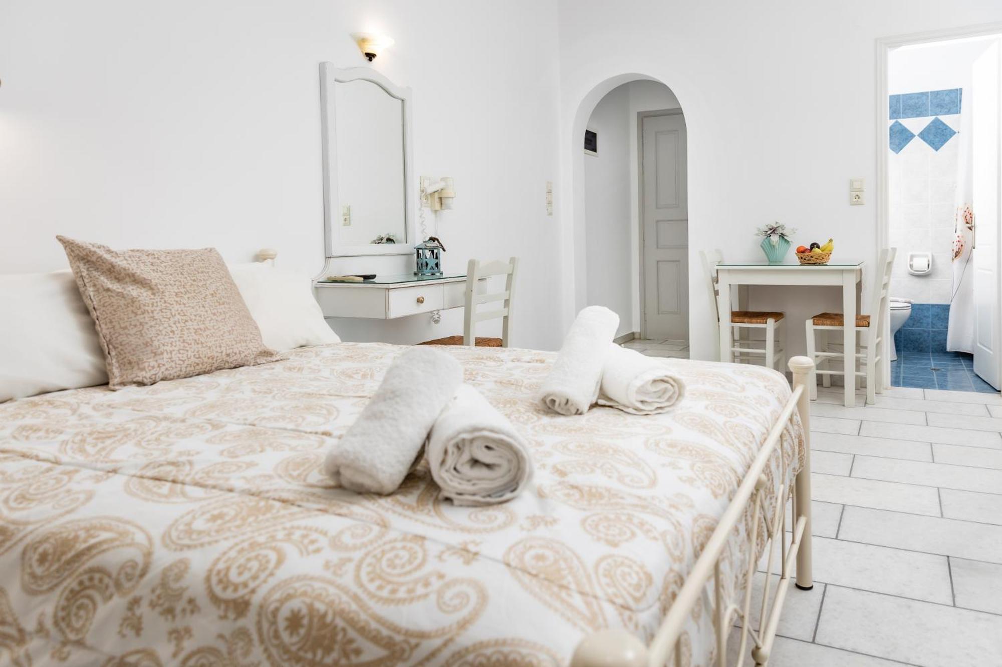 Depis Studios & Apartments Naxos City Eksteriør bilde