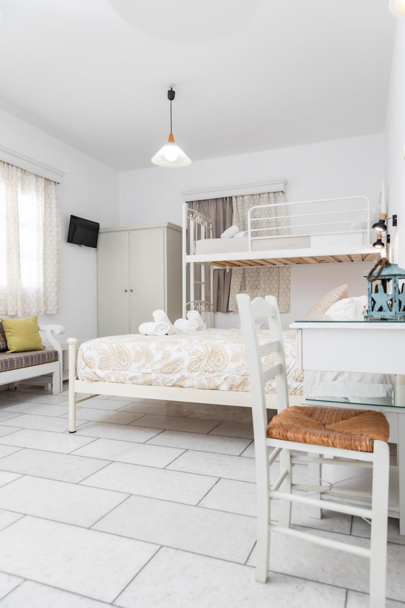 Depis Studios & Apartments Naxos City Eksteriør bilde