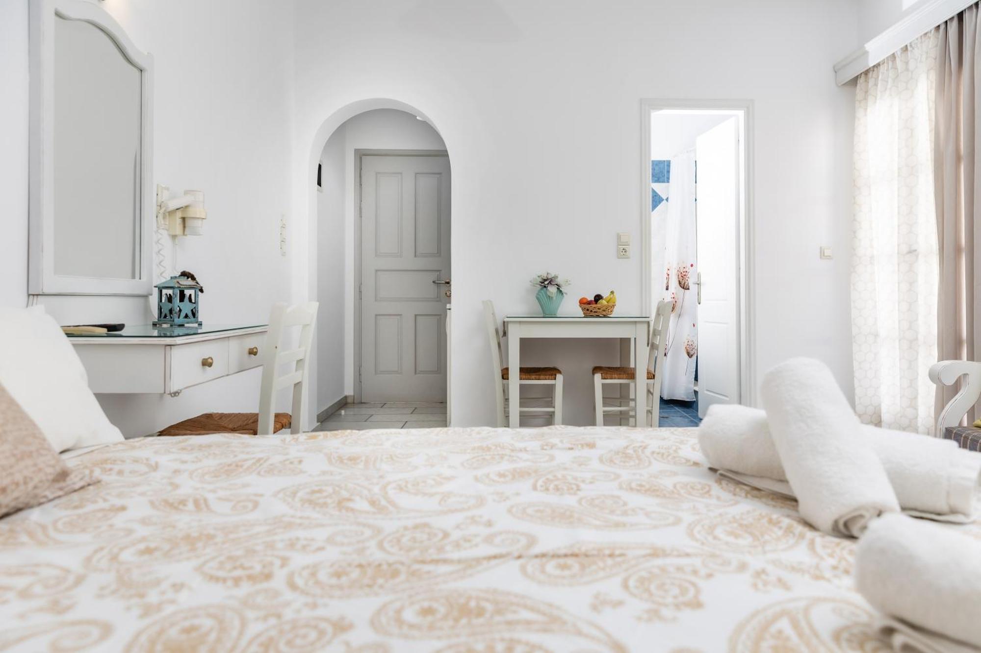 Depis Studios & Apartments Naxos City Eksteriør bilde