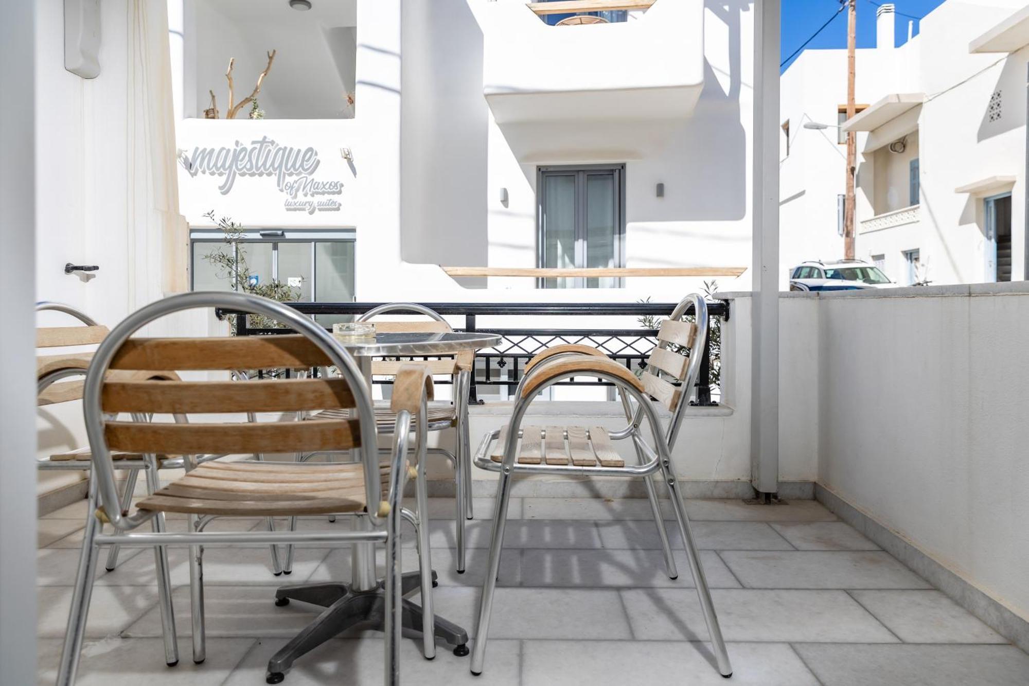Depis Studios & Apartments Naxos City Eksteriør bilde