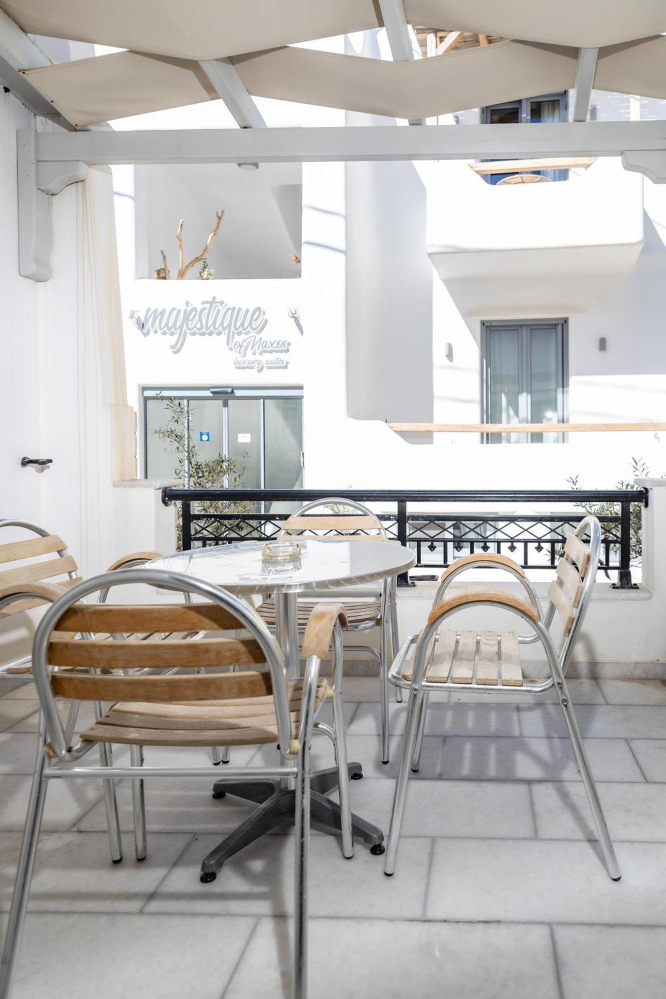 Depis Studios & Apartments Naxos City Eksteriør bilde