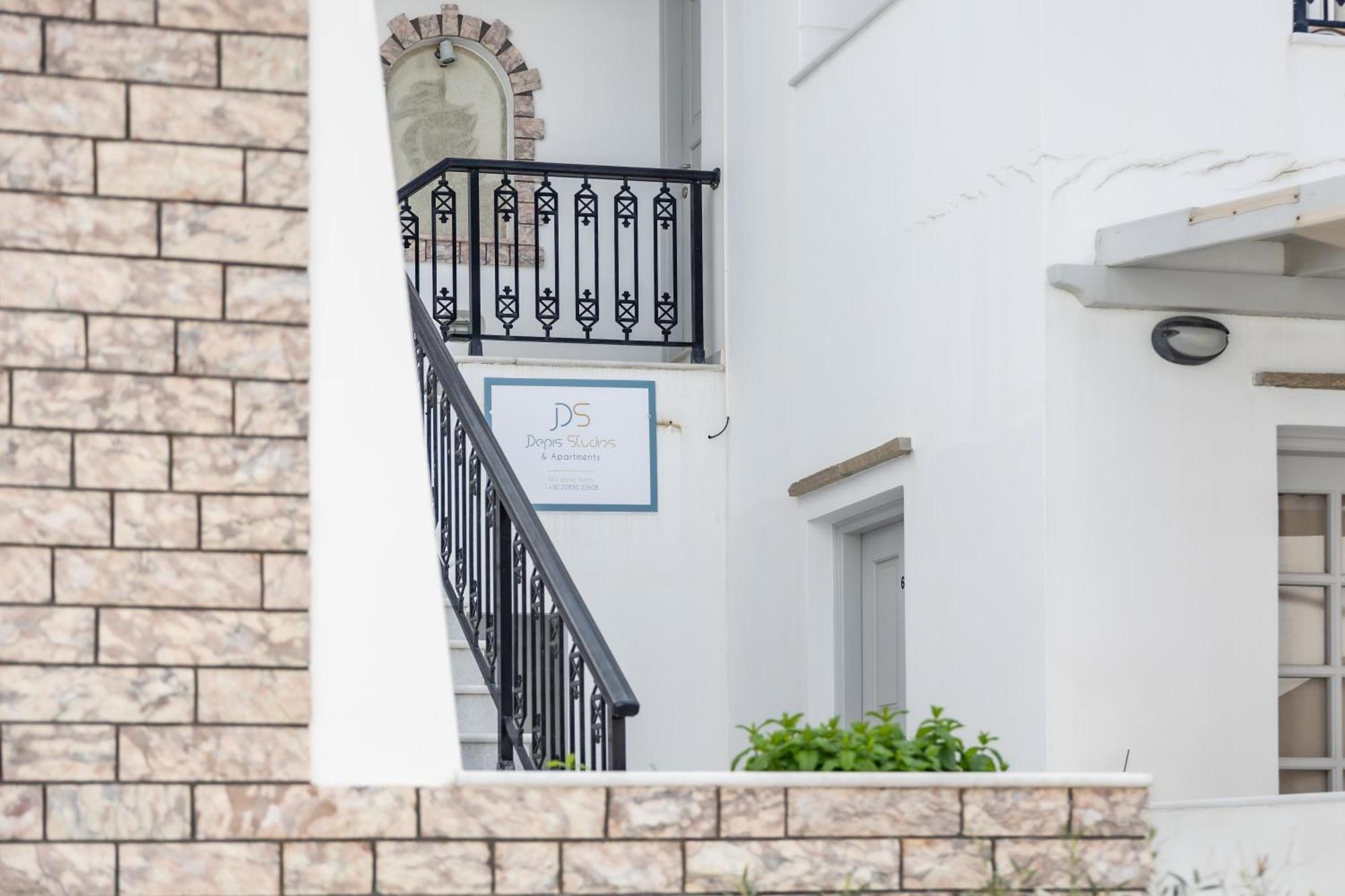 Depis Studios & Apartments Naxos City Eksteriør bilde