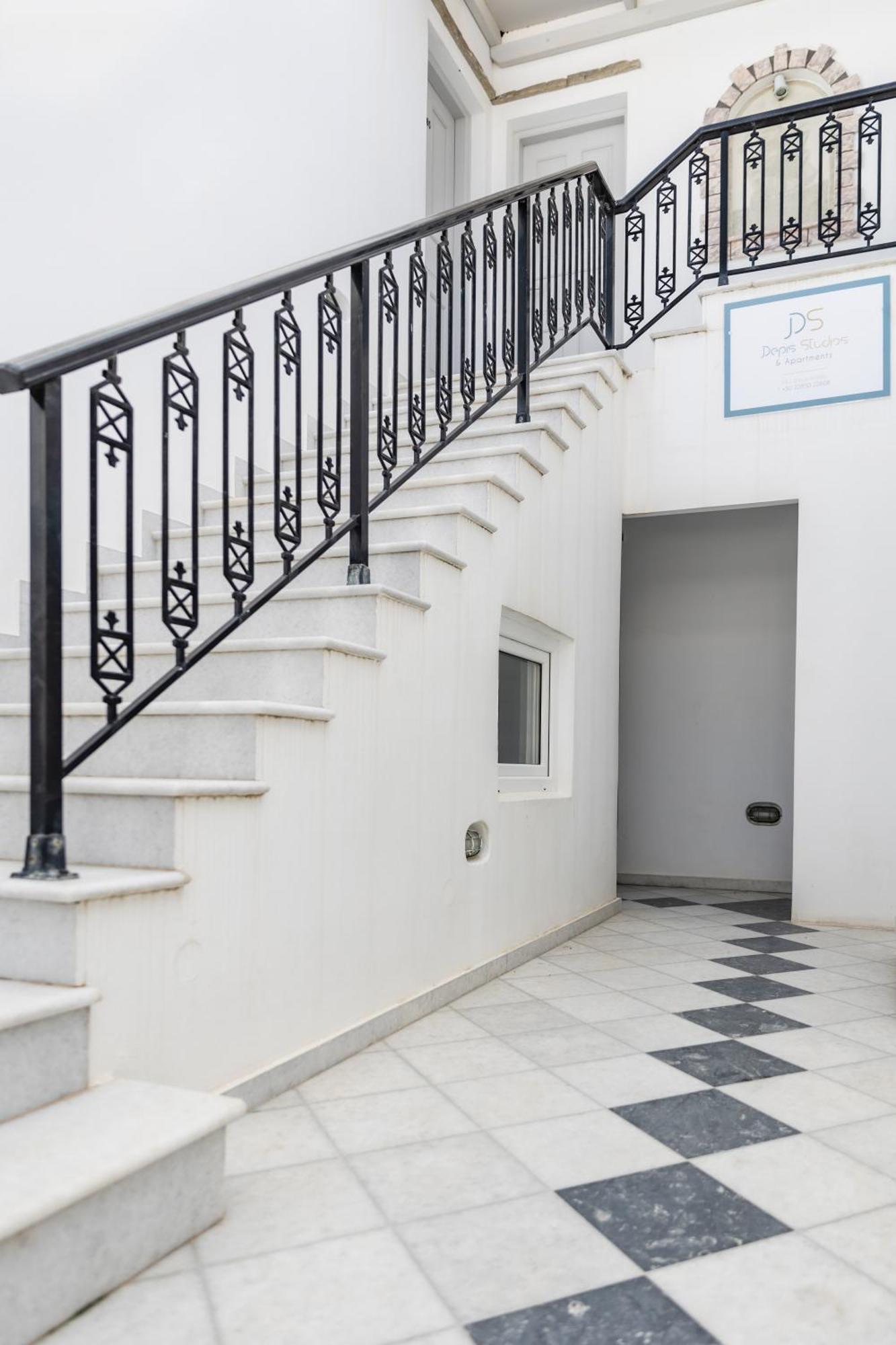 Depis Studios & Apartments Naxos City Eksteriør bilde