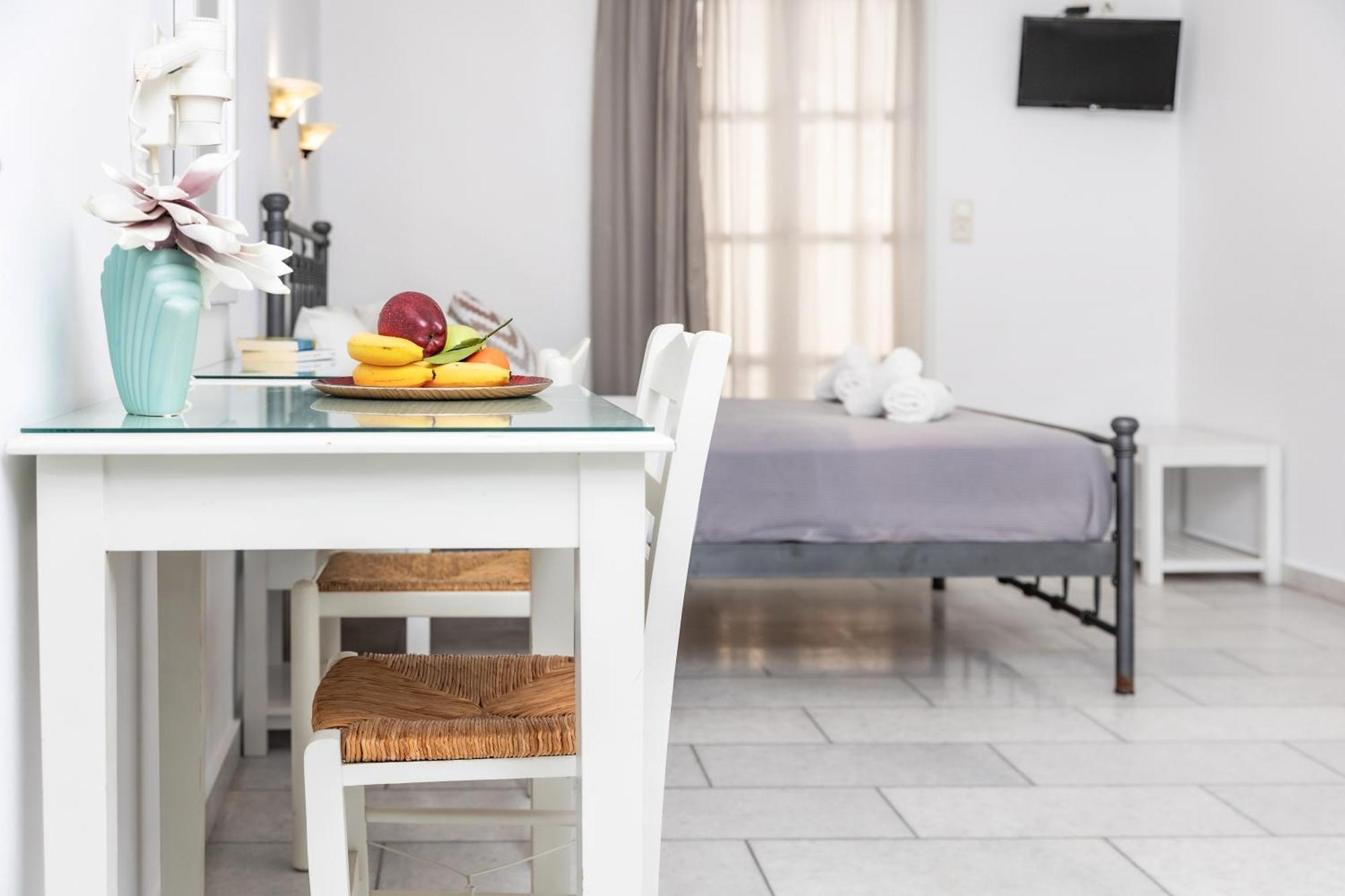 Depis Studios & Apartments Naxos City Eksteriør bilde